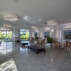 Отель Hermitage Club And Spa Сильви интерьер отеля