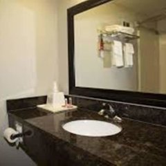 Hotel Ardmore in Ardmore, United States of America from 55$, photos, reviews - zenhotels.com bathroom photo 2