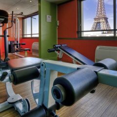 Отель Mercure Paris Centre Tour Eiffel Париж фитнесс-зал