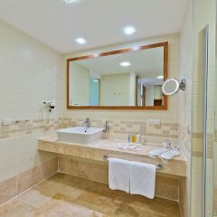 Отель Liberty Hotels Lykia - All Inclusive ванная фото 2