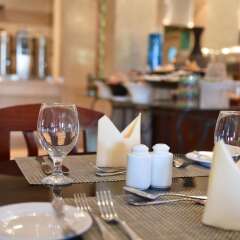 Marina Plaza Hotel Tala Bay гостиничный бар