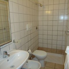 Отель Sant'Orsola City House Италия, Болонья - отзывы, цены и фото номеров - забронировать отель Sant'Orsola City House онлайн ванная фото 2