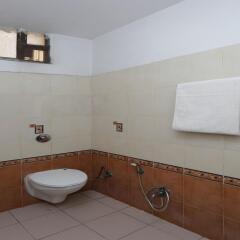 OYO 12914 Hotel Jagdish ванная фото 2