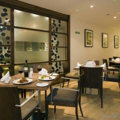Отель Holiday Inn Stevenage питание фото 3