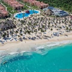 Отель Luxury Bahia Principe Ambar - Adults Only All Inclusive Доминикана, Пунта Кана - отзывы, цены и фото номеров - забронировать отель Luxury Bahia Principe Ambar - Adults Only All Inclusive онлайн пляж фото 2