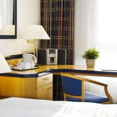 Отель Holiday Inn Hamburg удобства в номере фото 2