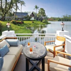 Отель Outrigger Laguna Phuket Beach Resort балкон