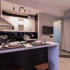 Отель FM Luxury 1-BDR Apartment - Rock'n'Roll Болгария, София - отзывы, цены и фото номеров - забронировать отель FM Luxury 1-BDR Apartment - Rock'n'Roll онлайн фото 5