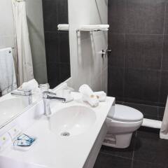 Hotel Santa Cruz ванная