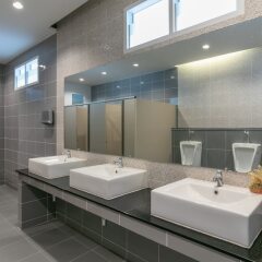 Отель Carpio Hotel Phuket Таиланд, Пхукет - отзывы, цены и фото номеров - забронировать отель Carpio Hotel Phuket онлайн ванная фото 2