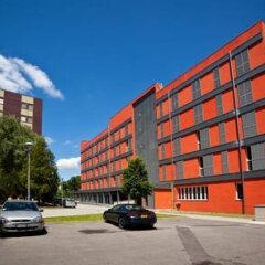 Отель MEININGER Milano Garibaldi парковка