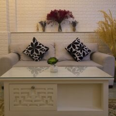 Cherish Central Hotel & Apartment интерьер отеля