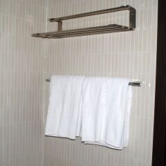Отель Grand Inn & Suites ванная