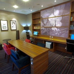 Отель Hampton by Hilton York развлечения