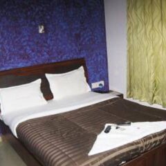 Metro Dormitory in Mumbai, India from 55$, photos, reviews - zenhotels.com guestroom photo 2