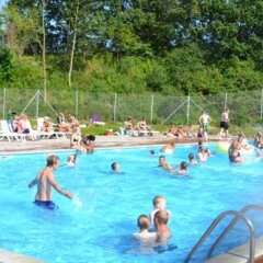 Отель MØrkholt Strand Camping & Cottages Боркоп бассейн