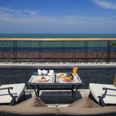 Отель Modus Condominium (Suites & Serviced Residence) питание фото 3