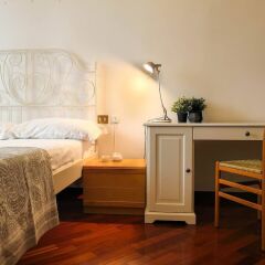 Апартаменты Altido Wooden Guerrini Apartment Милан комната для гостей фото 4