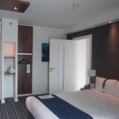 Отель Holiday Inn Express Manchester CC - Oxford Road Великобритания, Манчестер - отзывы, цены и фото номеров - забронировать отель Holiday Inn Express Manchester CC - Oxford Road онлайн комната для гостей фото 4