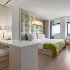 Отель Nh Amsterdam Zuid 4* Стандартный номер фото 4