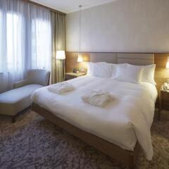 Отель Hilton Milan 4* Номер Делюкс с различными типами кроватей фото 15