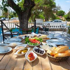 Otel Kabasakal Турция, Чешме - отзывы, цены и фото номеров - забронировать отель Otel Kabasakal онлайн приотельная территория