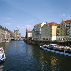 Отель Mercure Hotel Berlin am Alexanderplatz Германия, Берлин - 3 отзыва об отеле, цены и фото номеров - забронировать отель Mercure Hotel Berlin am Alexanderplatz онлайн приотельная территория