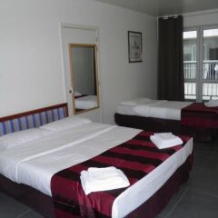 Holidays Hostel Midi комната для гостей фото 3