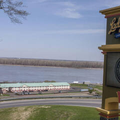 Lady Luck Casino Hotel Vicksburg пляж фото 2