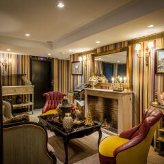 Отель Hôtel Chateaubriand Champs Elysées Париж спа