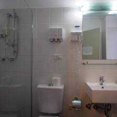Отель Uno Hotel Австралия, Истерн-Сабербс - отзывы, цены и фото номеров - забронировать отель Uno Hotel онлайн ванная фото 2