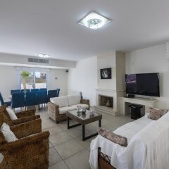 Protaras Villa Serifos By The Sea in Paralimni, Cyprus from 405$, photos, reviews - zenhotels.com guestroom photo 3