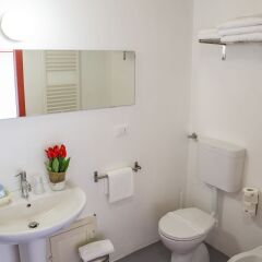 Отель Guest House del Conte Италия, Фонди - отзывы, цены и фото номеров - забронировать отель Guest House del Conte онлайн ванная