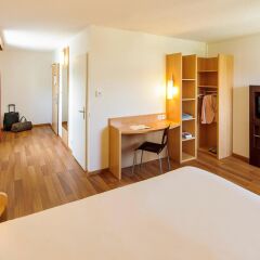Отель Ibis Zurich City West Цюрих удобства в номере