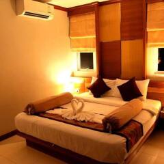 Nailons Hotel сейф в номере