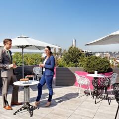 Отель Courtyard by Marriott Paris Boulogne бассейн
