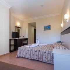 Helios Hotel - All Inclusive сейф в номере