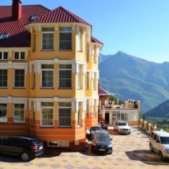 Апарт-отель Горный Хрусталь Красная Поляна парковка