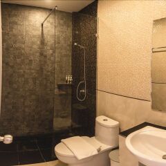 Отель Bans Avenue Guesthouse ванная фото 2