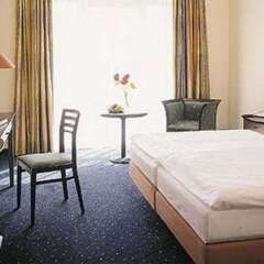 Quality Hotel Plaza Dresden комната для гостей