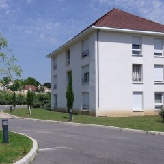 Отель Residhotel les Hauts d'Andilly парковка