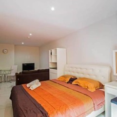 Отель Grand Caribbean Resort By Pattaya Sunny Rentals комната для гостей