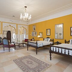 Alsisar Mahal - A Heritage Hotel in Lakhau, India from 132$, photos, reviews - zenhotels.com guestroom photo 5