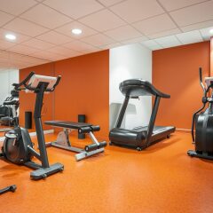 Отель Aparthotel Adagio Paris Bercy Village Франция, Париж - 2 отзыва об отеле, цены и фото номеров - забронировать отель Aparthotel Adagio Paris Bercy Village онлайн фитнесс-зал фото 2