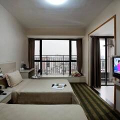 Апартаменты Maple Leaf Pin-yuan Service Apartment комната для гостей
