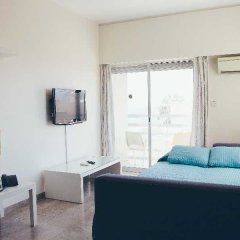 Vegas Hotel - Apartments in Limassol, Cyprus from 126$, photos, reviews - zenhotels.com guestroom