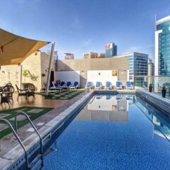 Signature 1 Hotel Tecom бассейн