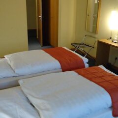 Hotel Aquino Tagungszentrum Берлин комната для гостей фото 4