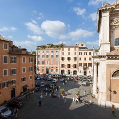 Отель Piazza Navona-Coronari House