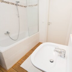 Отель Vienna Apartments Karlsplatz Австрия, Вена - отзывы, цены и фото номеров - забронировать отель Vienna Apartments Karlsplatz онлайн ванная
